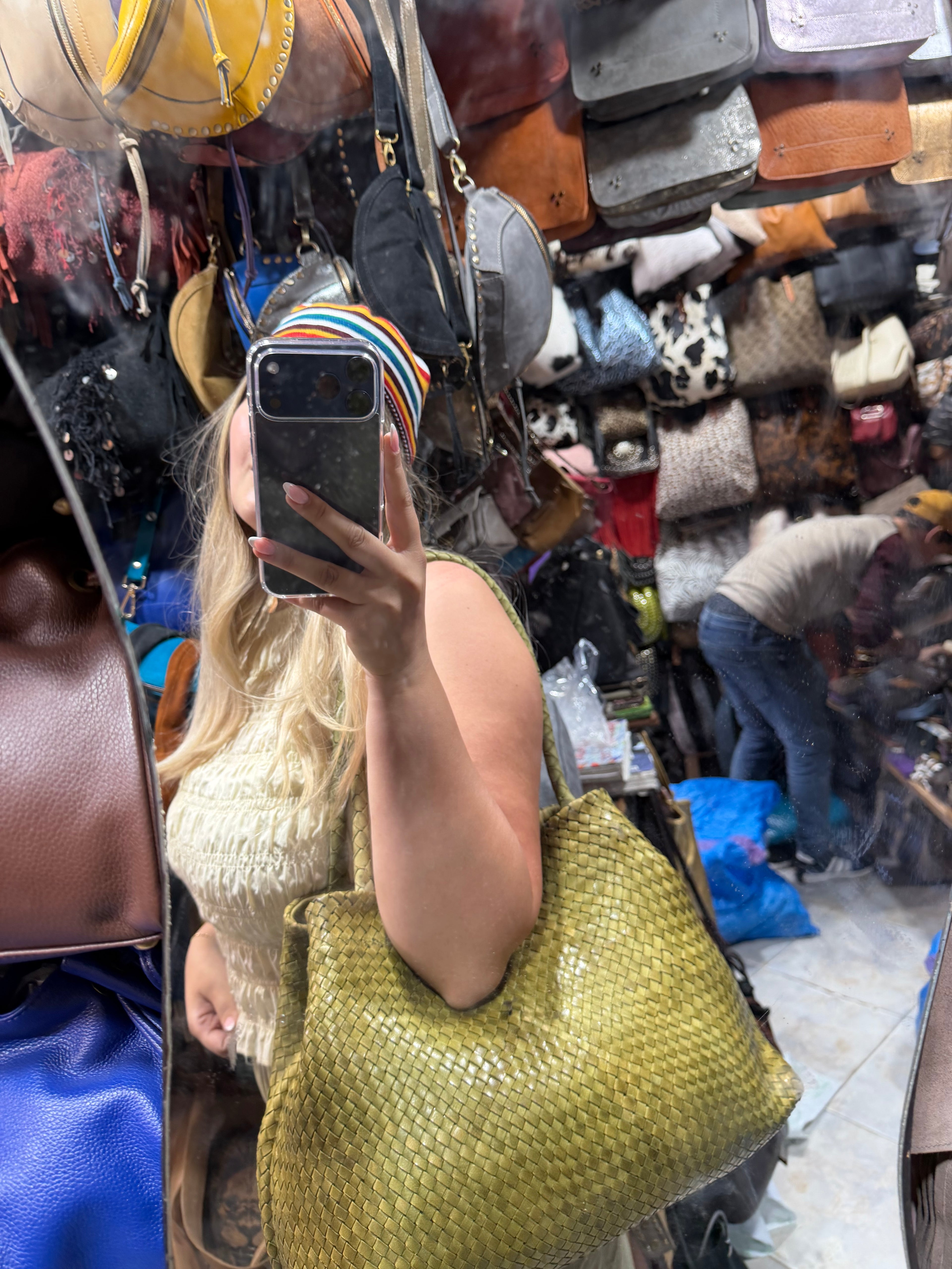 Sac en cuir tressé artisanal