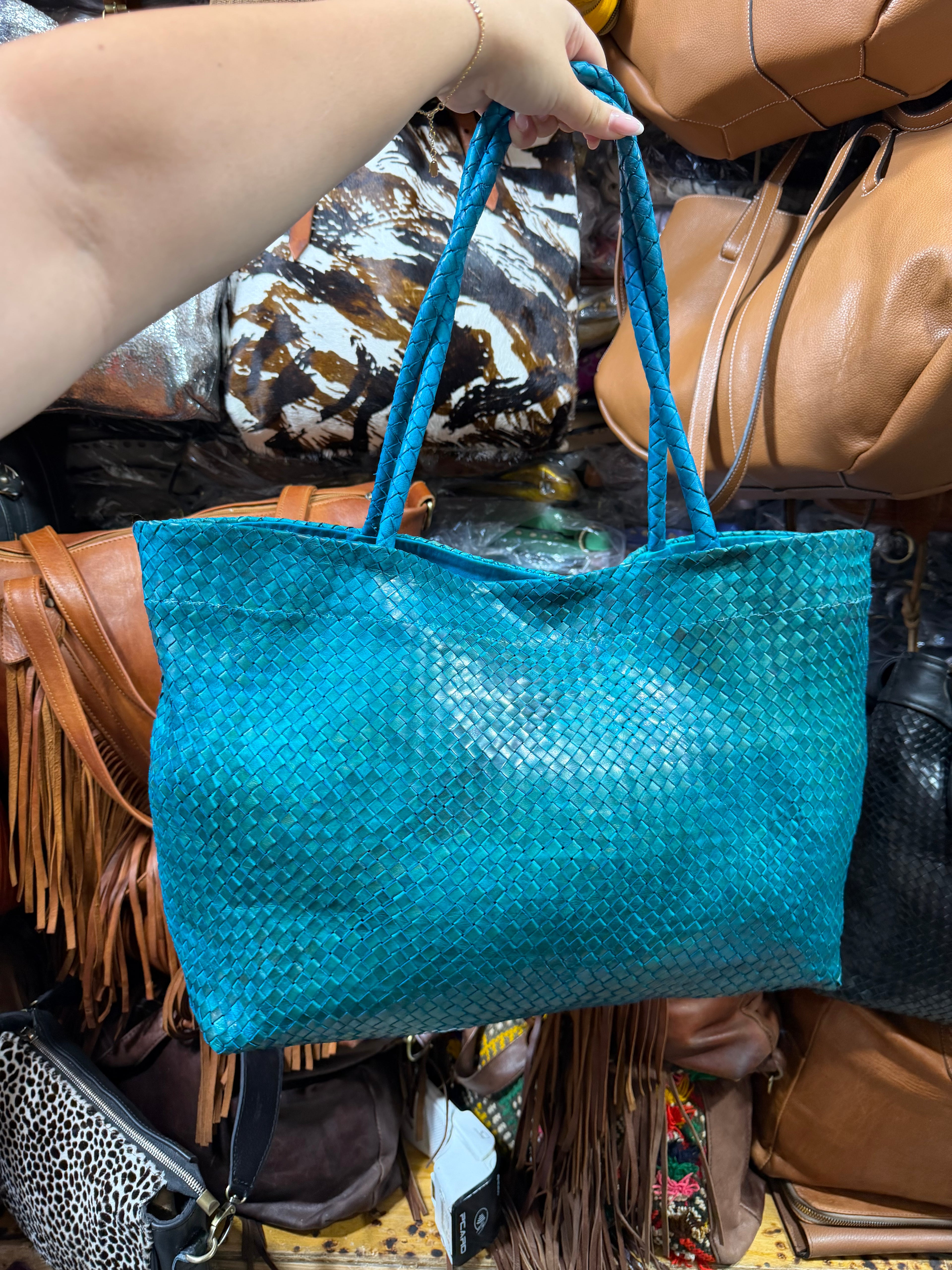 Sac en cuir tressé artisanal