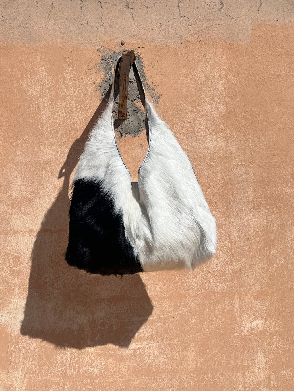 Sac en cuir de vache fait à la main – Artisanat marocain