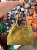 Sac en cuir tressé artisanal