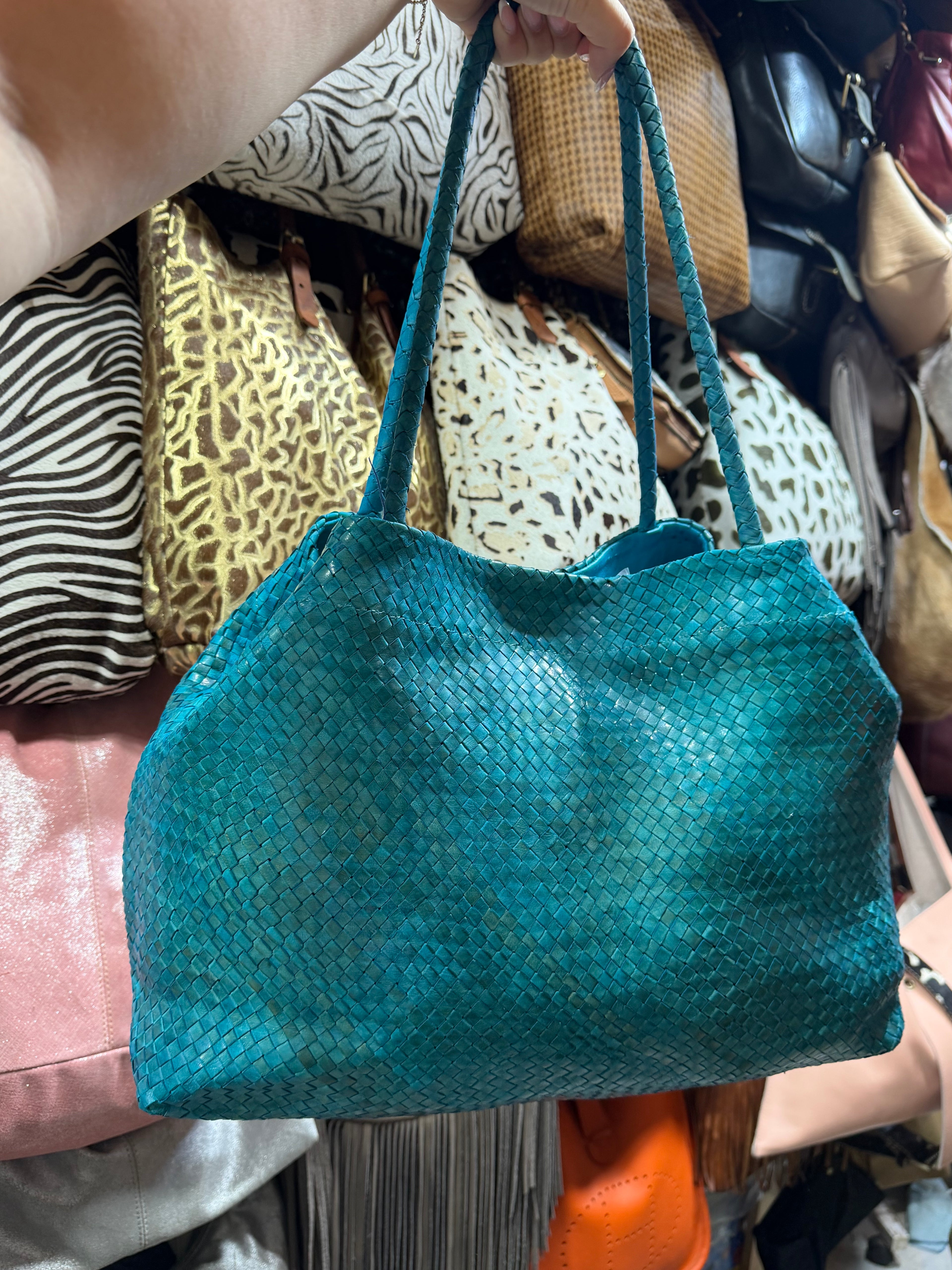 Sac en cuir tressé artisanal