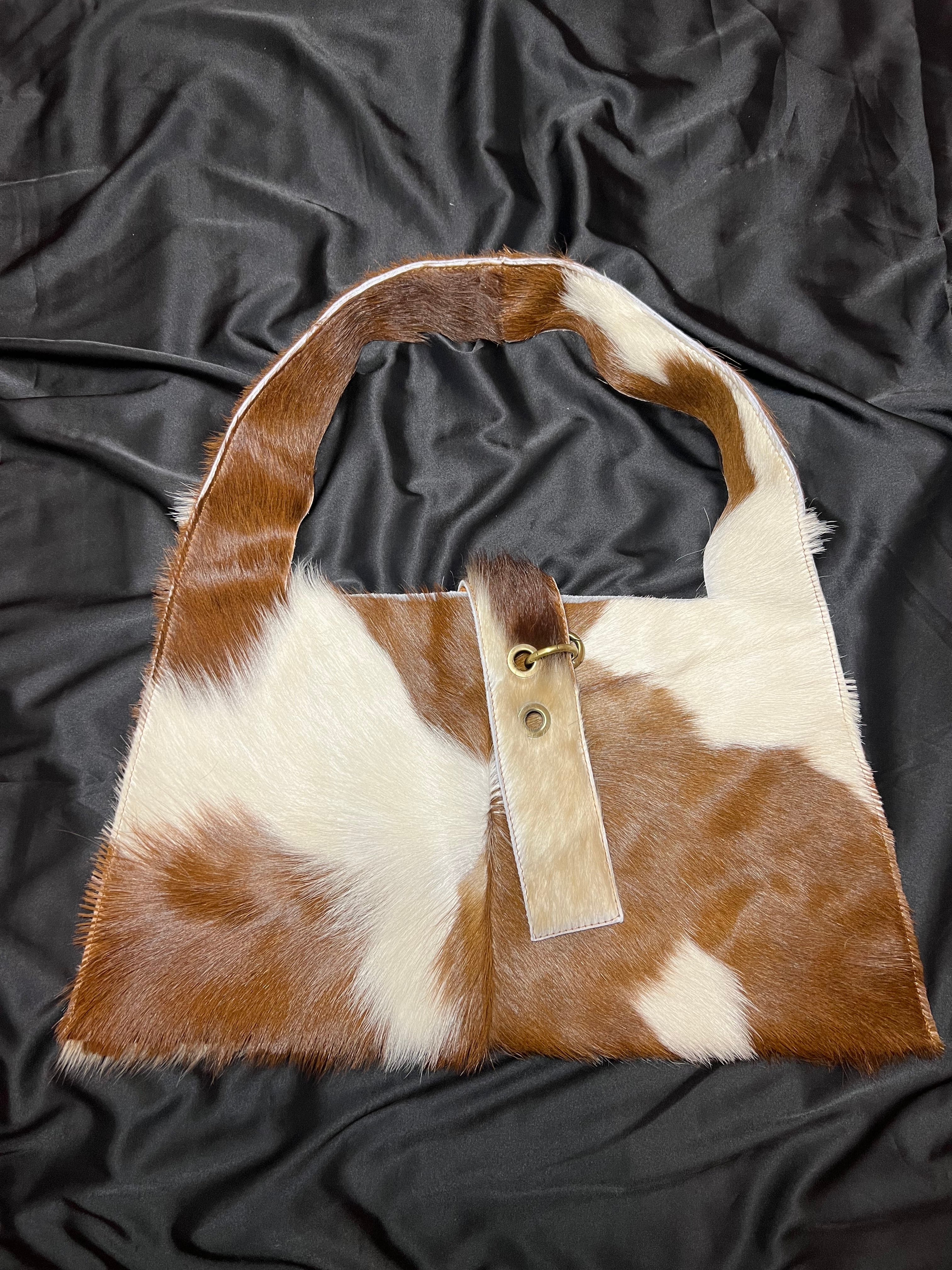 Sac en cuir de vache – Fait main au Maroc 🐮