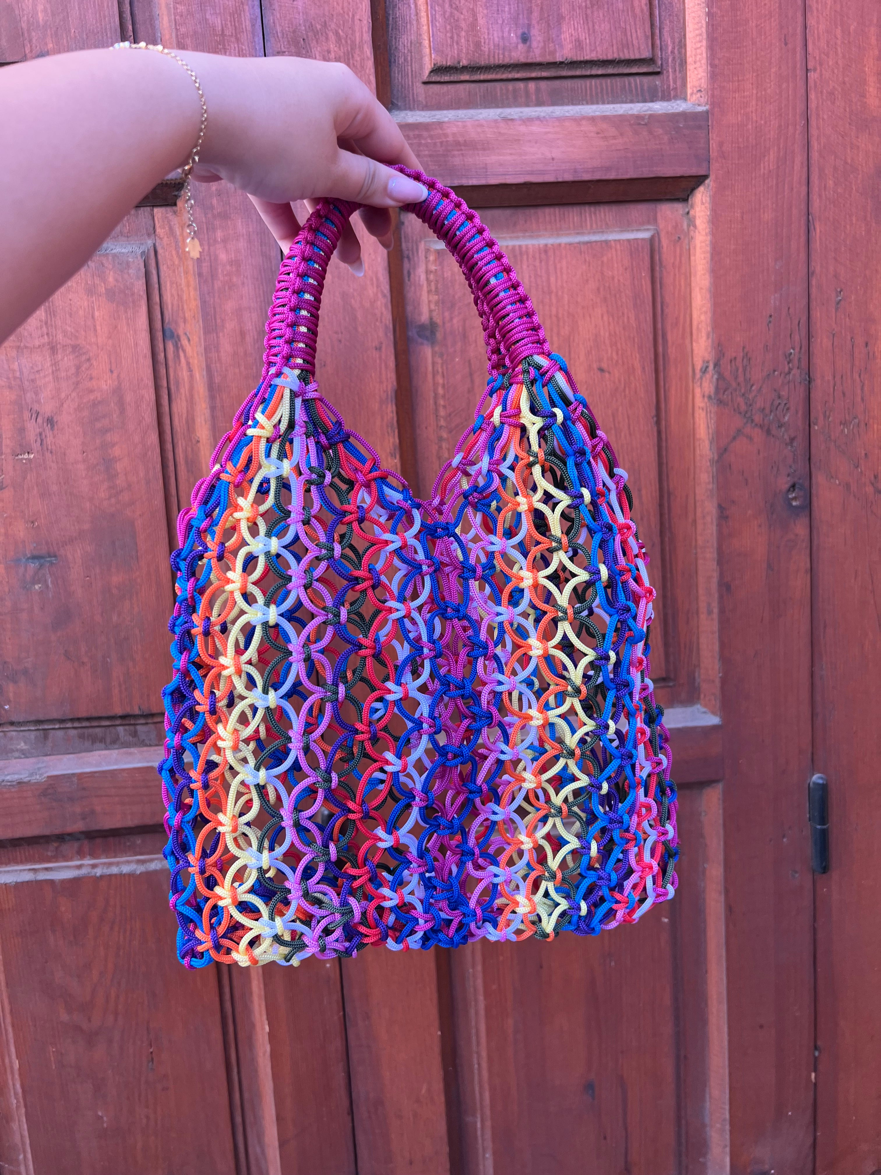 Sac artisanal en fils de nylon – Fait main au Maroc ✨